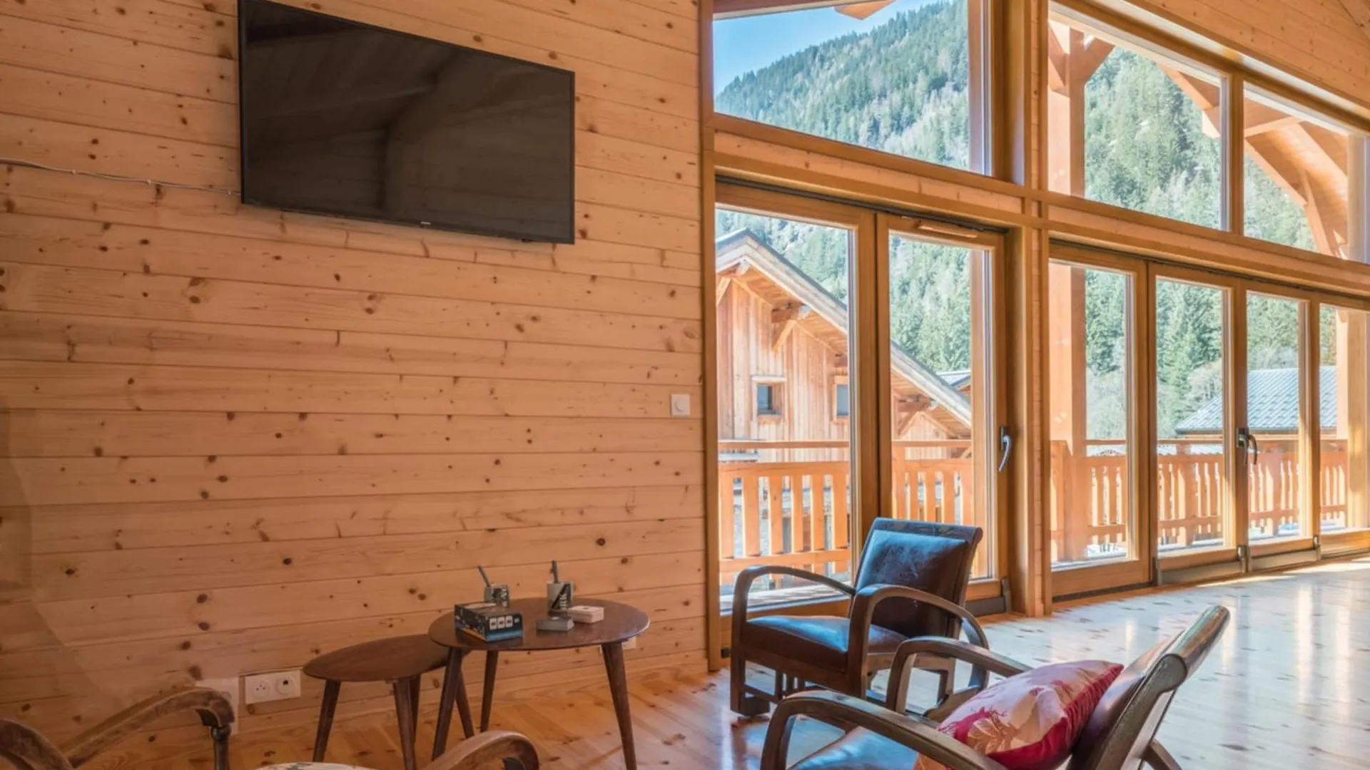Large Chalet For 10 With Beautiful Garden Chamonix