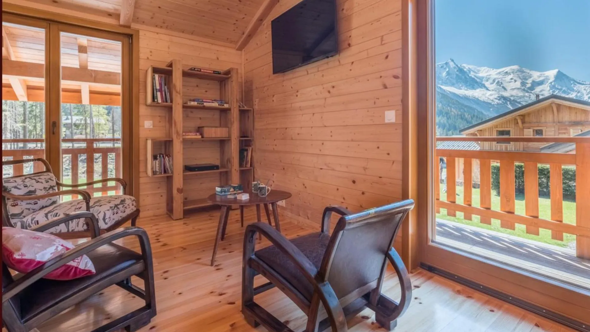 Large Chalet For 10 With Beautiful Garden Chamonix 0*,